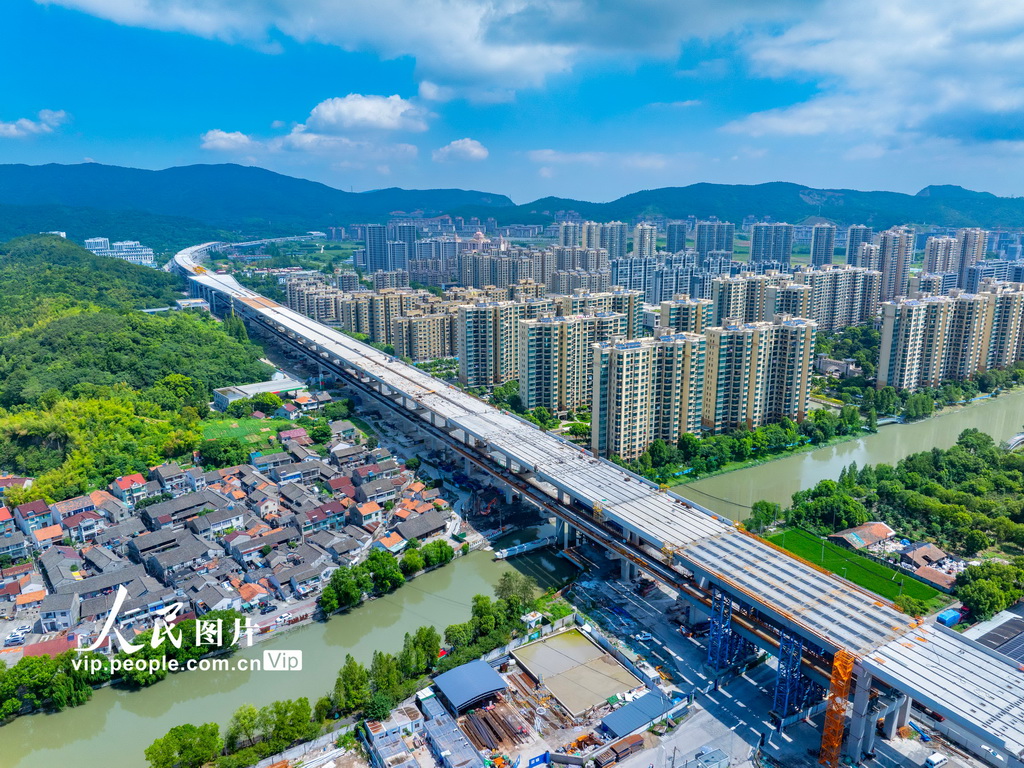 浙江宁波：九龙大道快速路建设正酣
