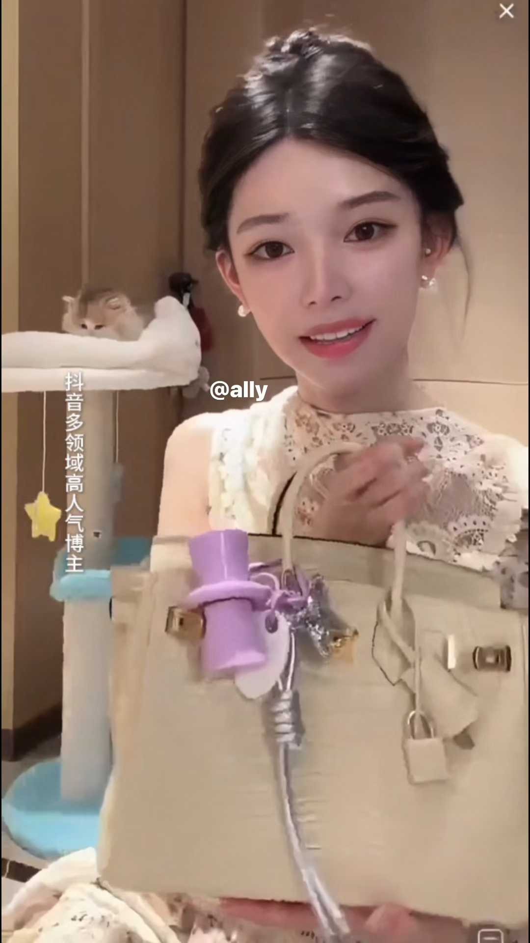 1771840278309495.jpg 配图15:抖音达播ally分享蝴蝶结.jpg