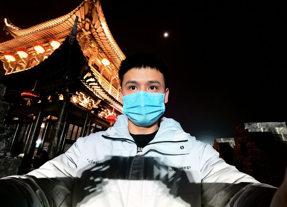 点击进入下一页
