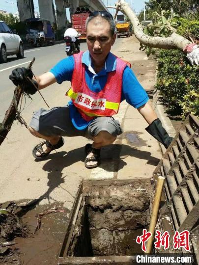 从海军航空兵到“排水兵”陈清琪:在风雨中践行使命