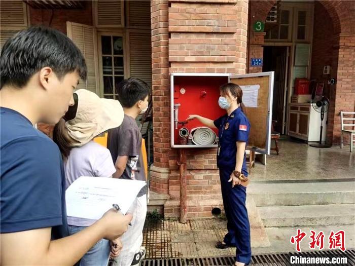 鼓浪屿86处文物建筑展开安全检查守护世界文化遗产消防安全