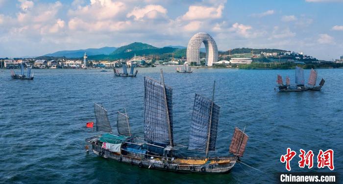 图为湖州南太湖新区月亮湾特色产业风貌样板区。　浙江省风貌办供图