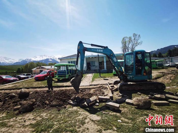 闫文陆 摄 闫文陆 摄